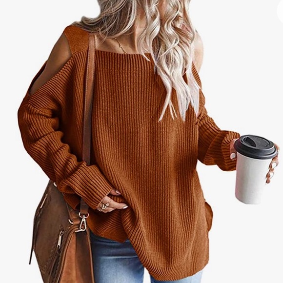 Woman cold shoulder oversized sweater knitted - Picture 3 of 9